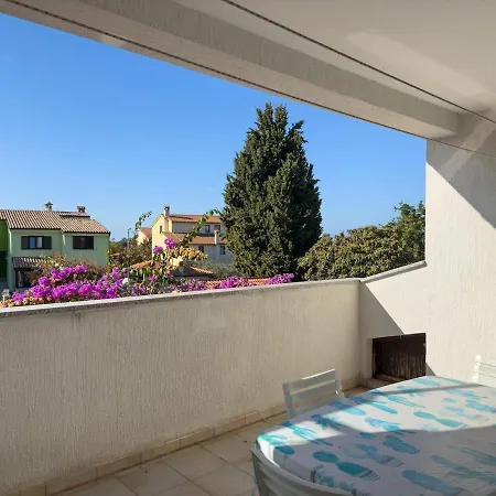 Tatil Evi House For 12 People Close To The Sea *