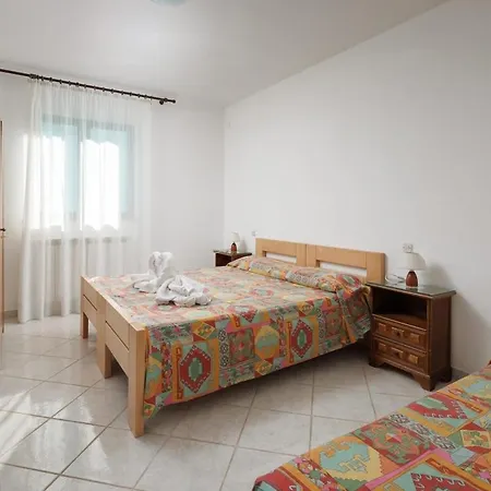 House For 12 People Close To The Sea Casa de Férias