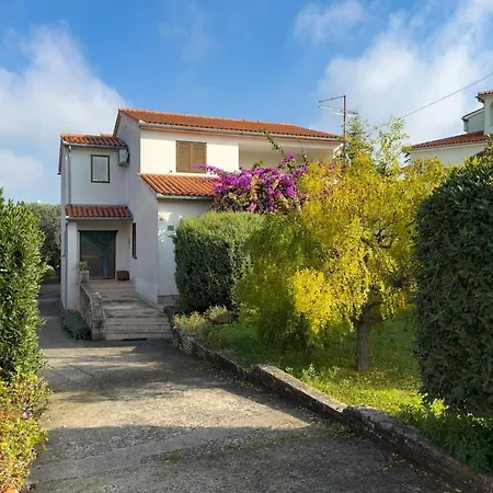 House For 12 People Close To The Sea Casa de Férias